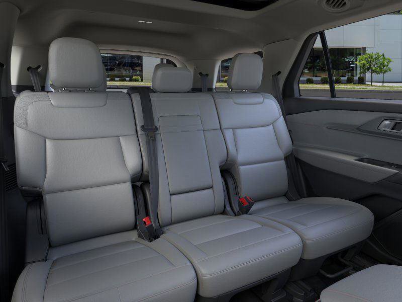New 2025 Ford Explorer Active w/ Active Comfort Package image 34