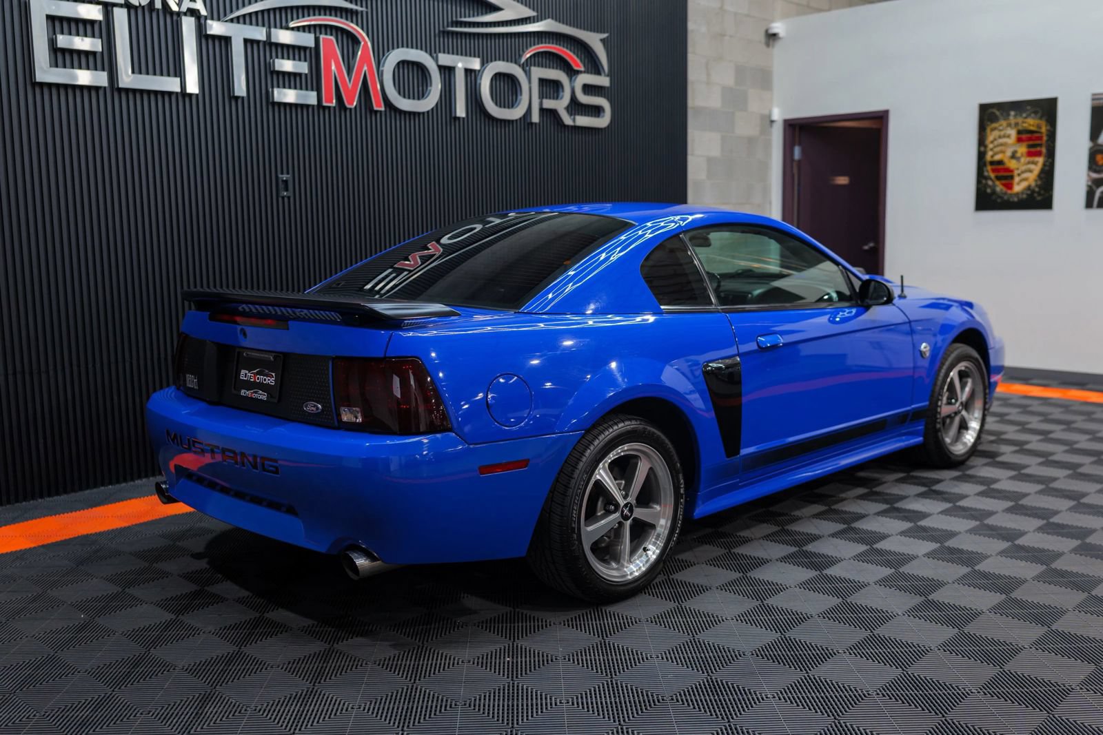 Used 2004 Ford Mustang Mach 1 RWD image 16