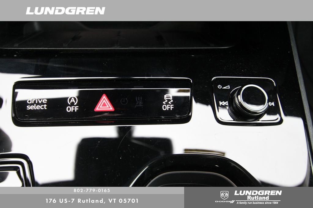 Used 2025 Audi A5 2.0T Premium w/ Convenience Package image 25