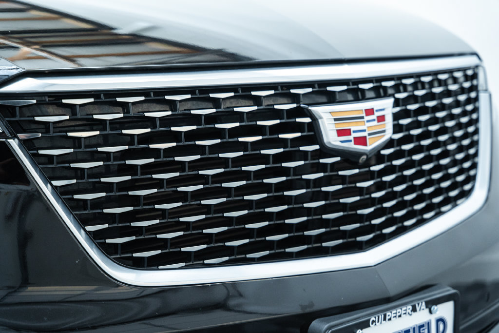 Used 2024 Cadillac XT6 Premium Luxury w/ Technology Package AWD/4WD image 15