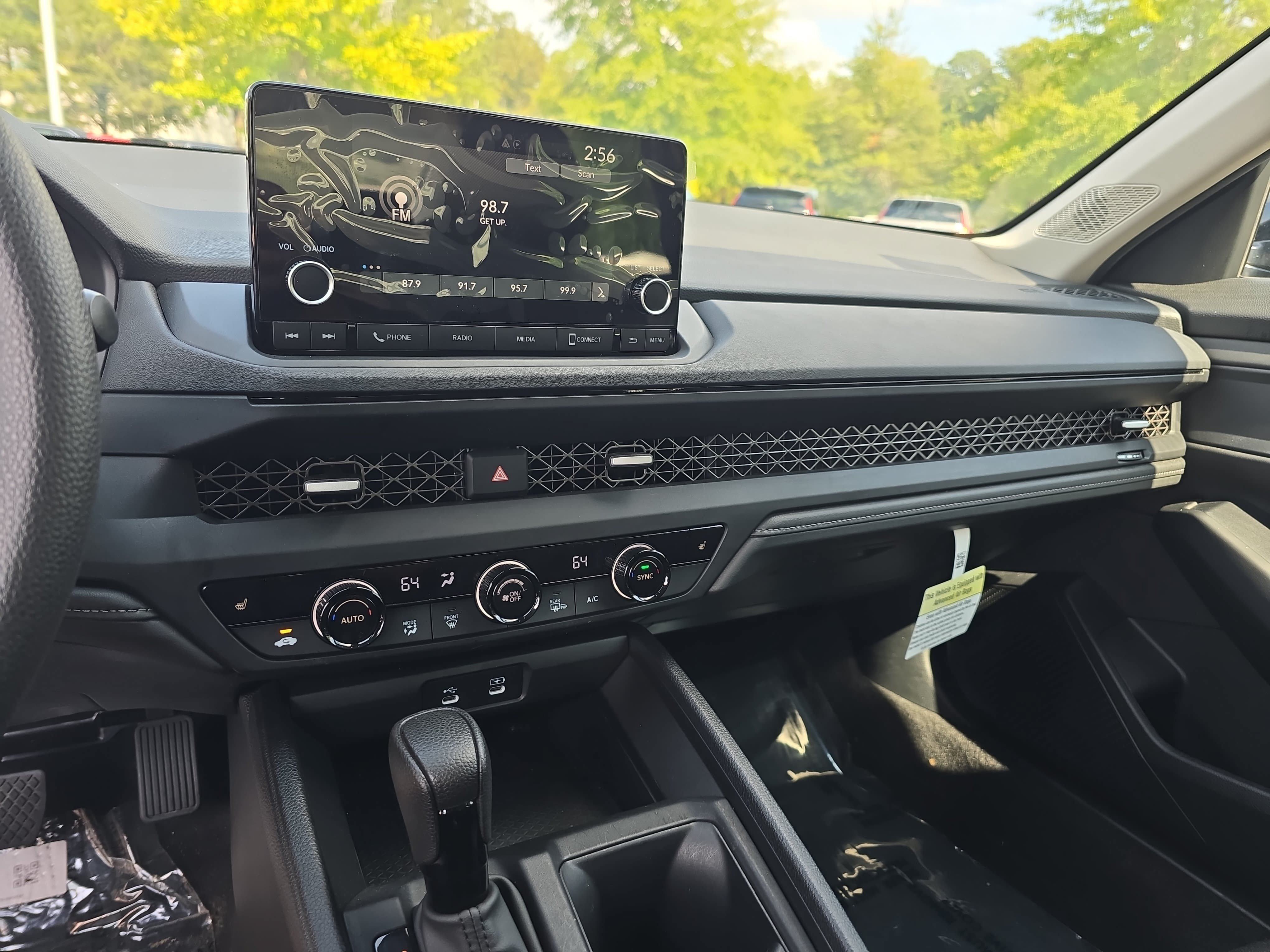 Certified 2025 Honda Accord SE image 19