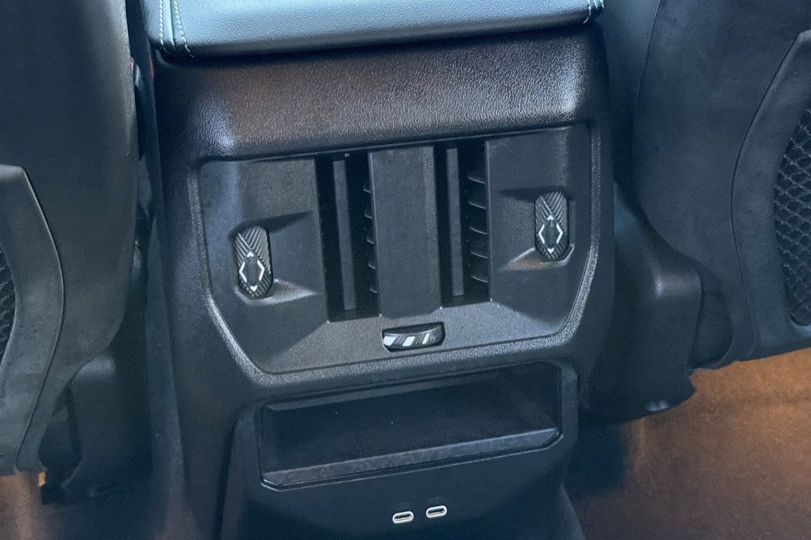 Used 2025 BMW X3 xDrive30i w/ M Sport Package image 16