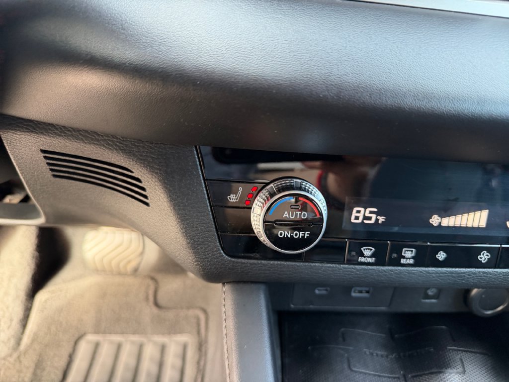Used 2022 Mitsubishi Outlander SE FWD image 30