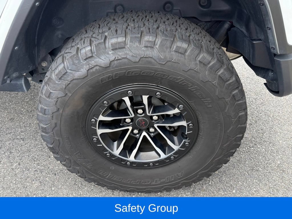 Certified 2025 Jeep Wrangler Unlimited Rubicon AWD/4WD image 17