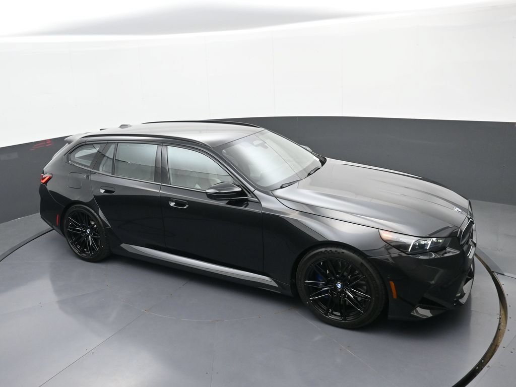 New 2027 BMW M5 Touring AWD/4WD image 30