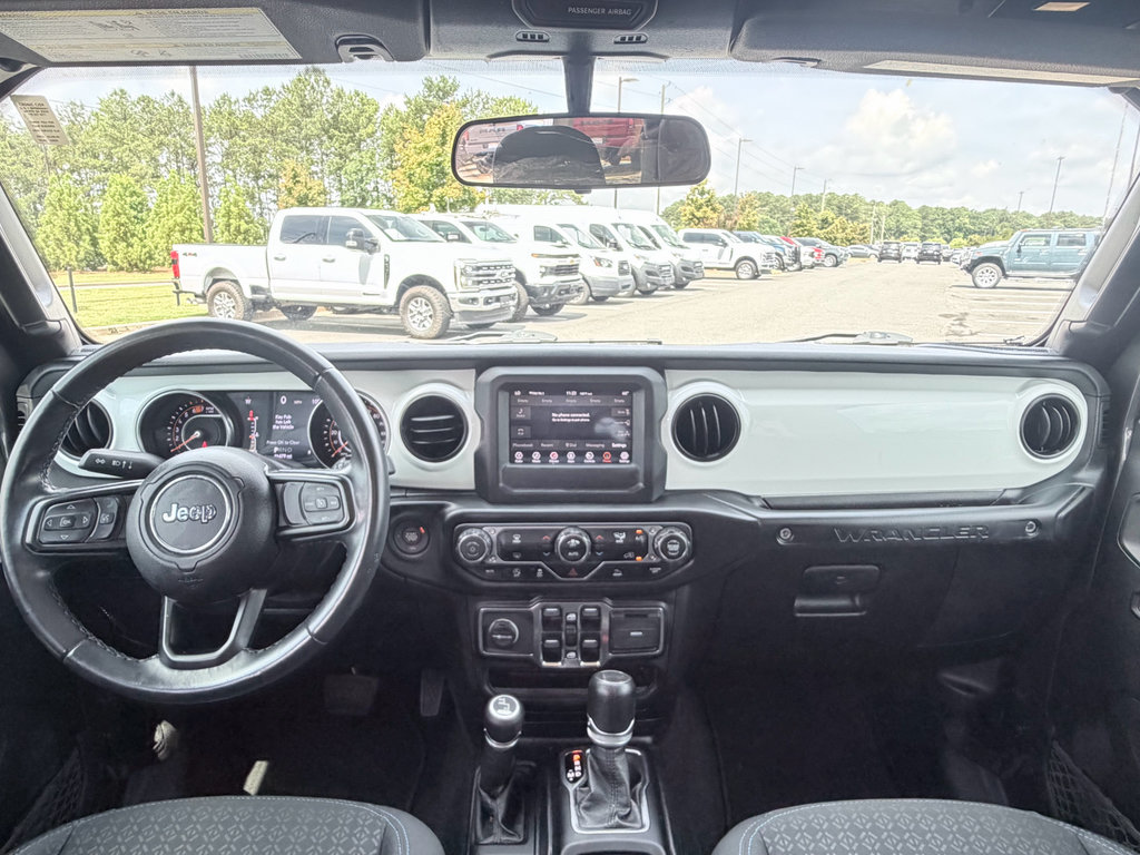 Used 2021 Jeep Wrangler Unlimited Sport AWD/4WD image 11