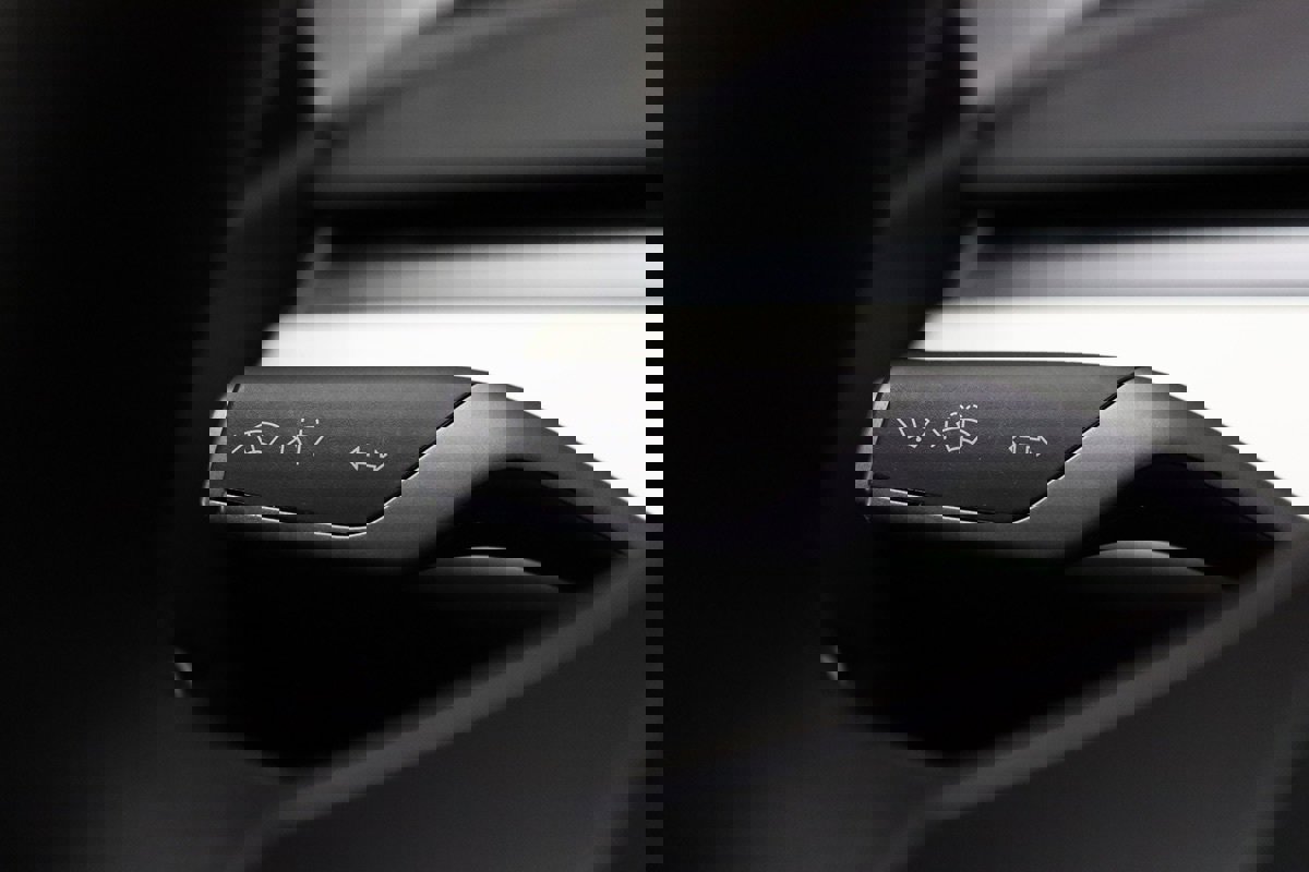 Used 2021 Tesla Model Y Long Range image 44