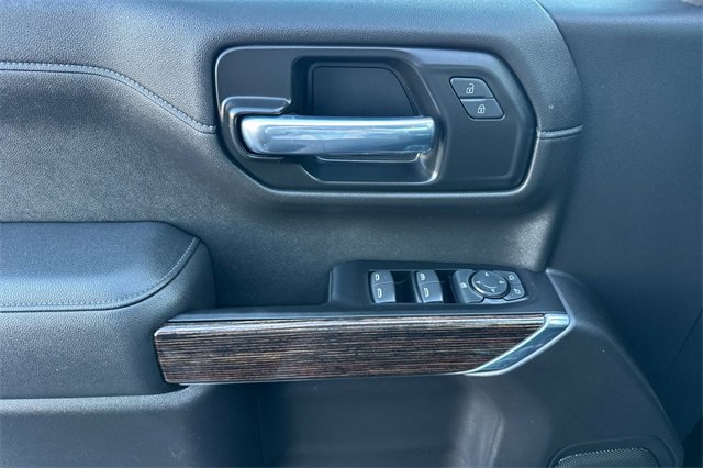 Used 2021 GMC Sierra 1500 Elevation w/ LPO, Elevation Black Package image 8