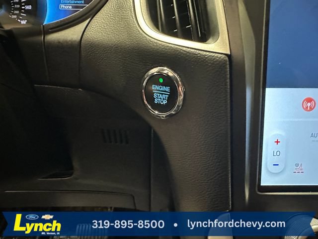 Used 2023 Ford Edge SEL w/ Convenience Package AWD/4WD image 16