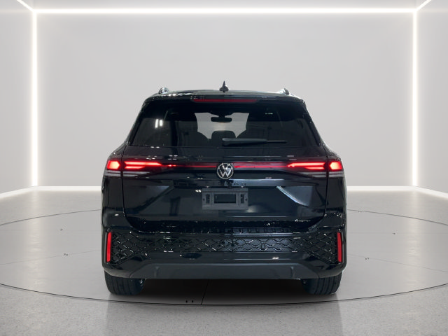 New 2026 Volkswagen Tiguan SE R-Line AWD/4WD image 4