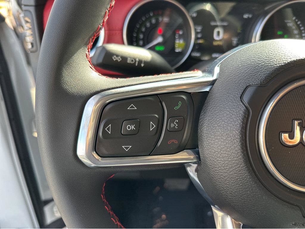 Used 2023 Jeep Wrangler Unlimited Rubicon 4xe AWD/4WD image 22
