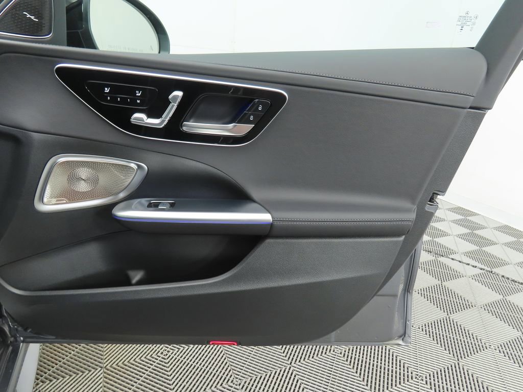 New 2025 Mercedes-Benz C 300 4MATIC Sedan image 25