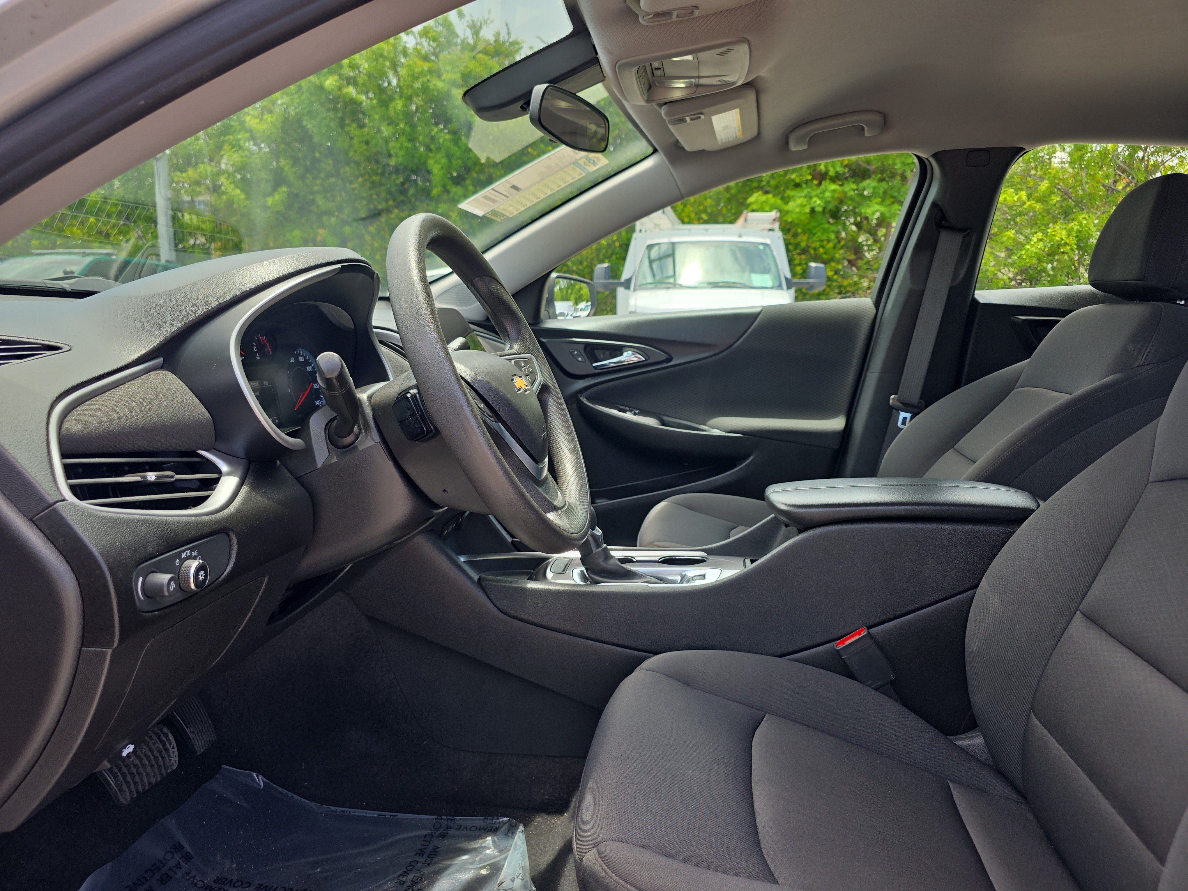 Used 2022 Chevrolet Malibu LT FWD image 23