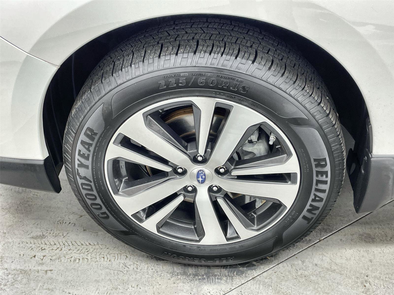 Used 2018 Subaru Outback 2.5i Limited image 10