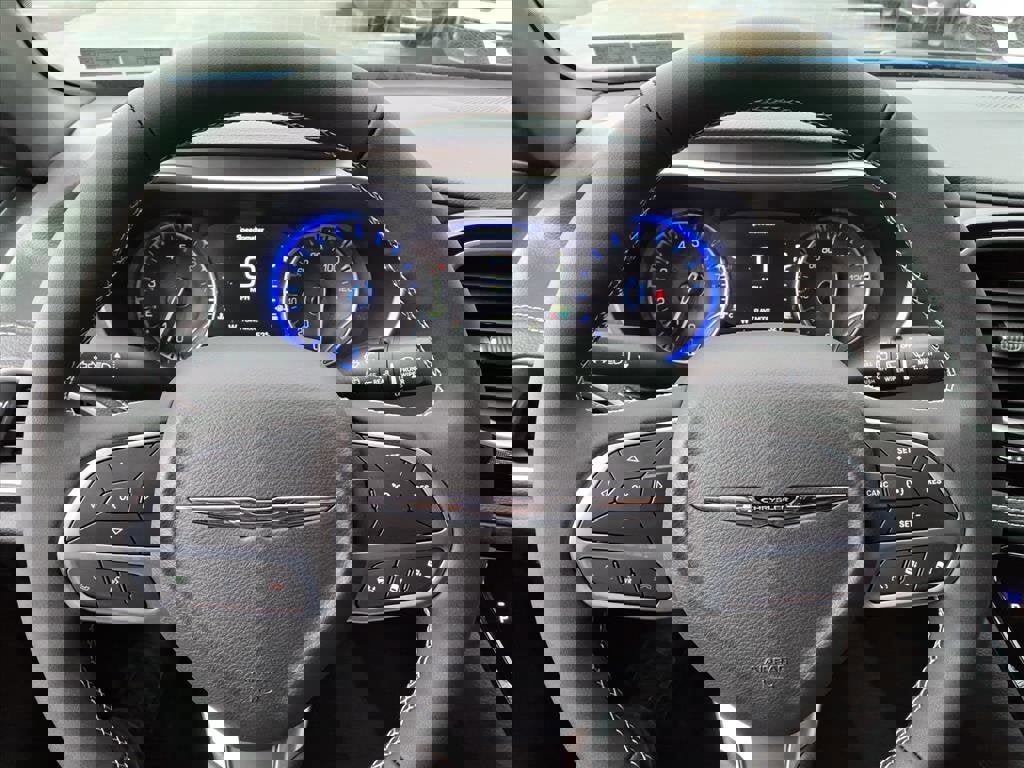 New 2026 Chrysler Pacifica Select image 15