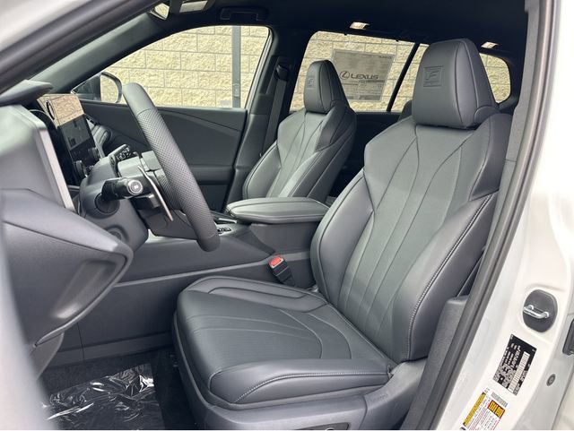 New 2026 Lexus TX 500h AWD image 25