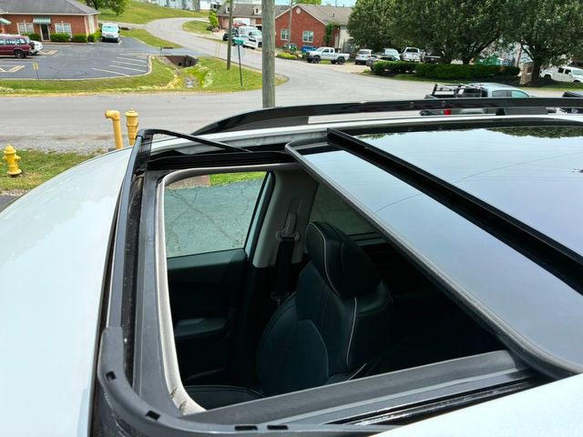 Used 2023 Honda Pilot Elite image 11