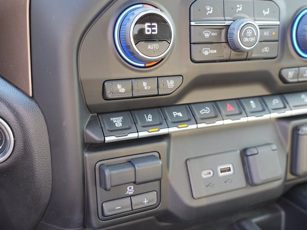 Certified 2022 Chevrolet Silverado 3500 High Country w/ Z71 Off-Road Package AWD/4WD image 39