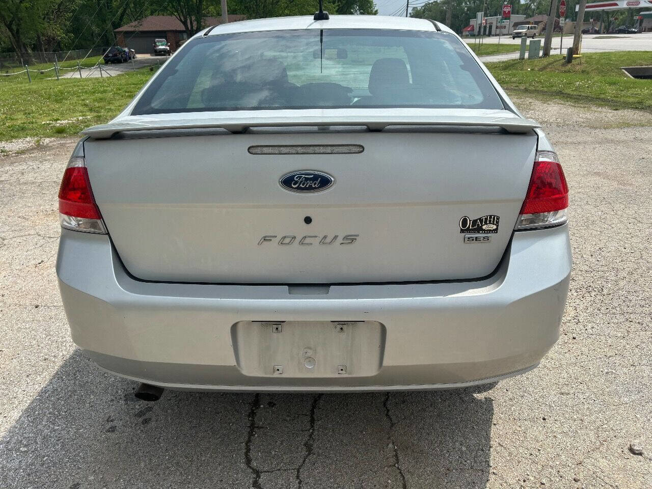 Used 2009 Ford Focus SES image 10