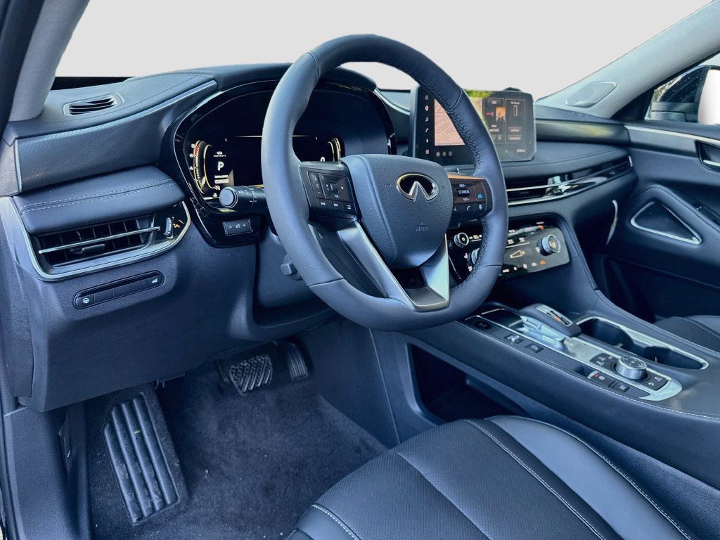 Used 2027 INFINITI QX60 Luxe w/ Cargo Package FWD image 10