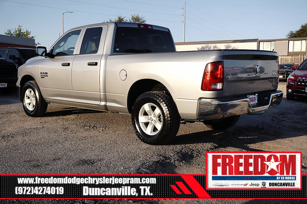 Used 2024 RAM 1500 Classic SLT AWD/4WD image 3