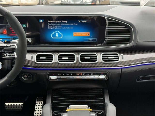 New 2025 Mercedes-Benz GLE 53 AMG 4MATIC image 9