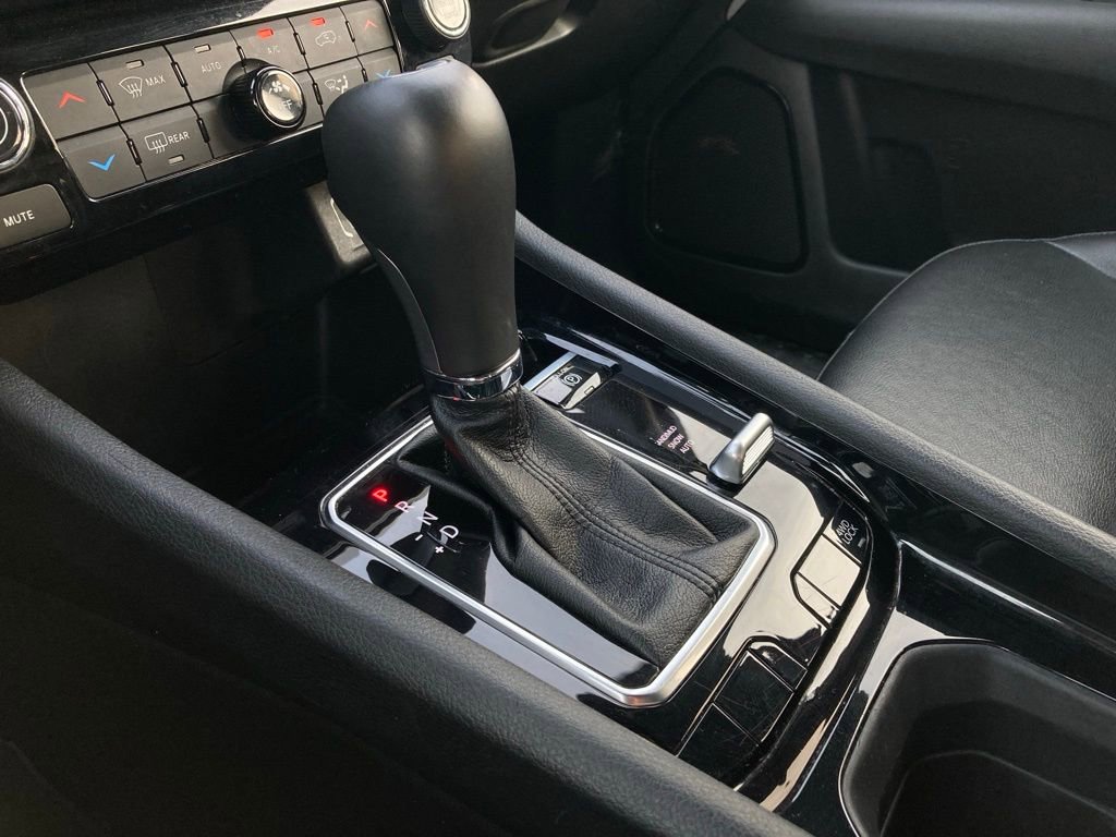 Used 2025 Jeep Compass Limited image 26