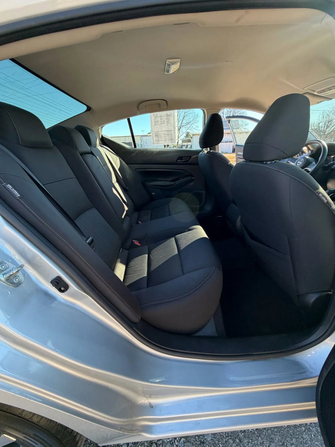 Used 2023 Nissan Altima 2.5 SV image 12