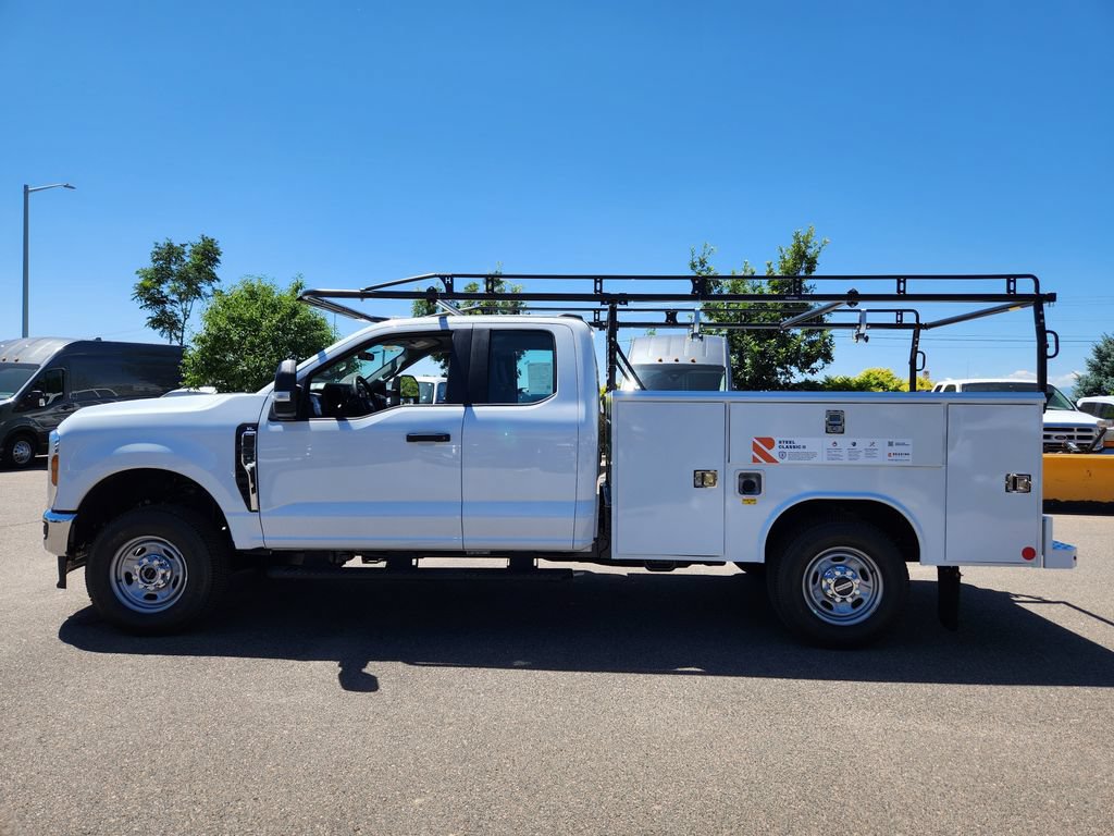 New 2026 Ford F250 XL w/ XL Chrome Package AWD/4WD image 4