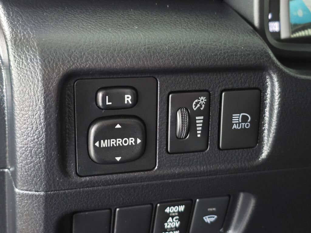 Used 2024 Toyota 4Runner SR5 Premium w/ Moonroof Package AWD/4WD image 28