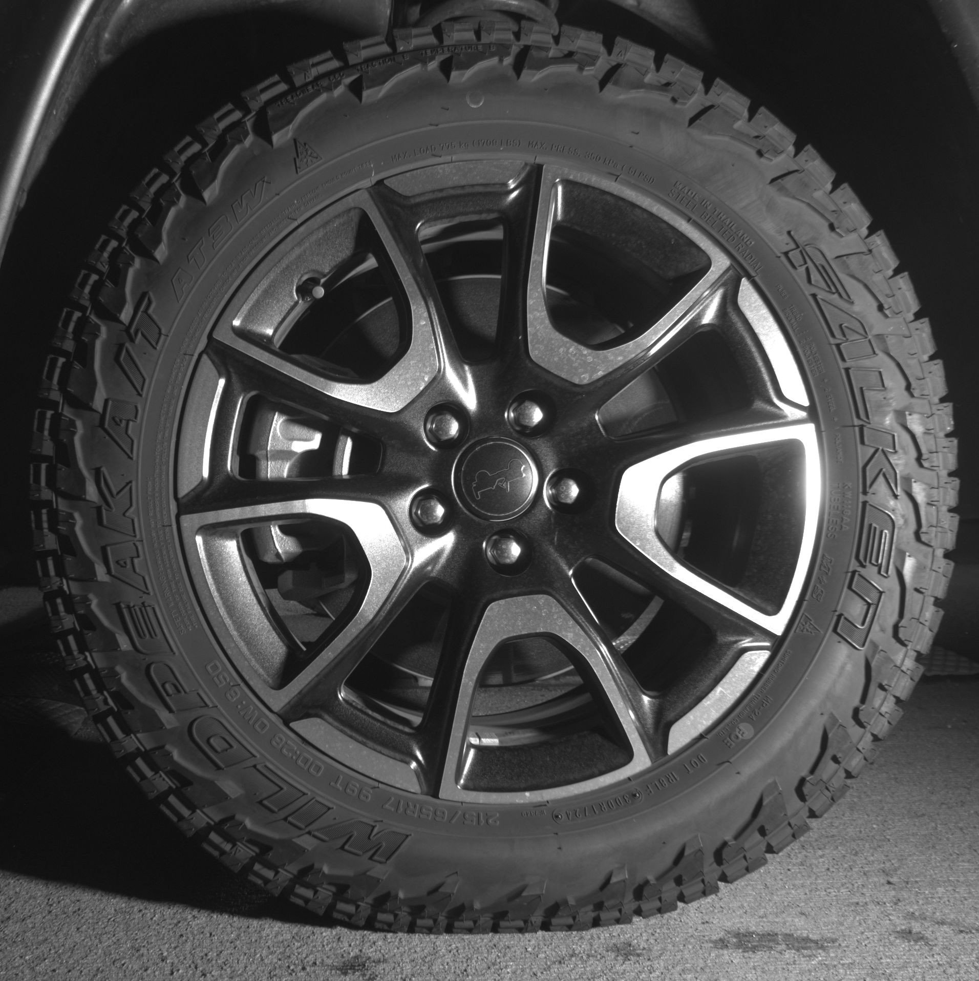 Used 2025 Jeep Compass Trailhawk image 12