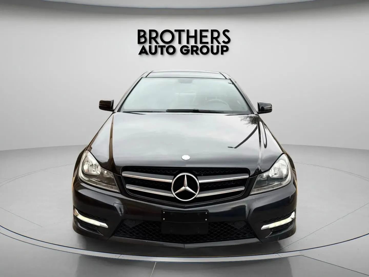Used 2015 Mercedes-Benz C 350 4MATIC Coupe image 4