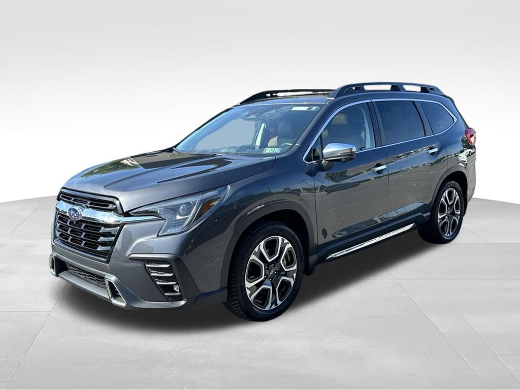 Used 2023 Subaru Ascent Touring AWD/4WD image 3