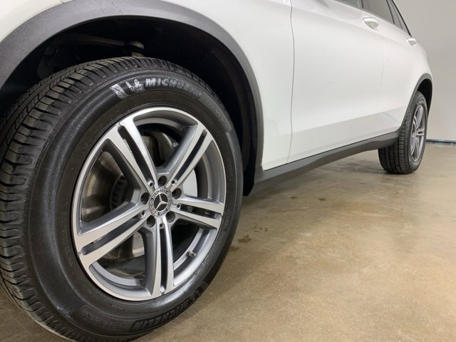 Used 2021 Mercedes-Benz GLC 300 4MATIC image 2