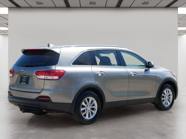 Used 2017 Kia Sorento AWD w/ LX V6 Convenience Package image 5
