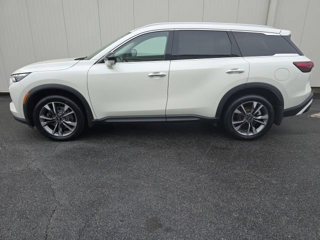 Used 2023 INFINITI QX60 Luxe w/ Cargo Package AWD/4WD image 4