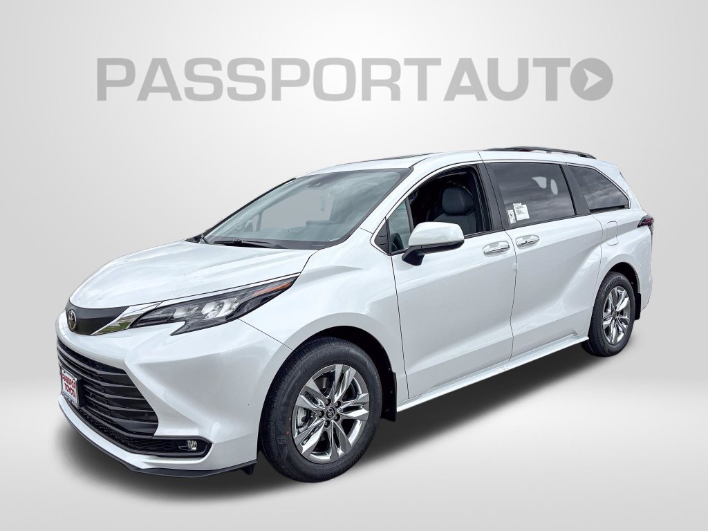 New 2026 Toyota Sienna XLE