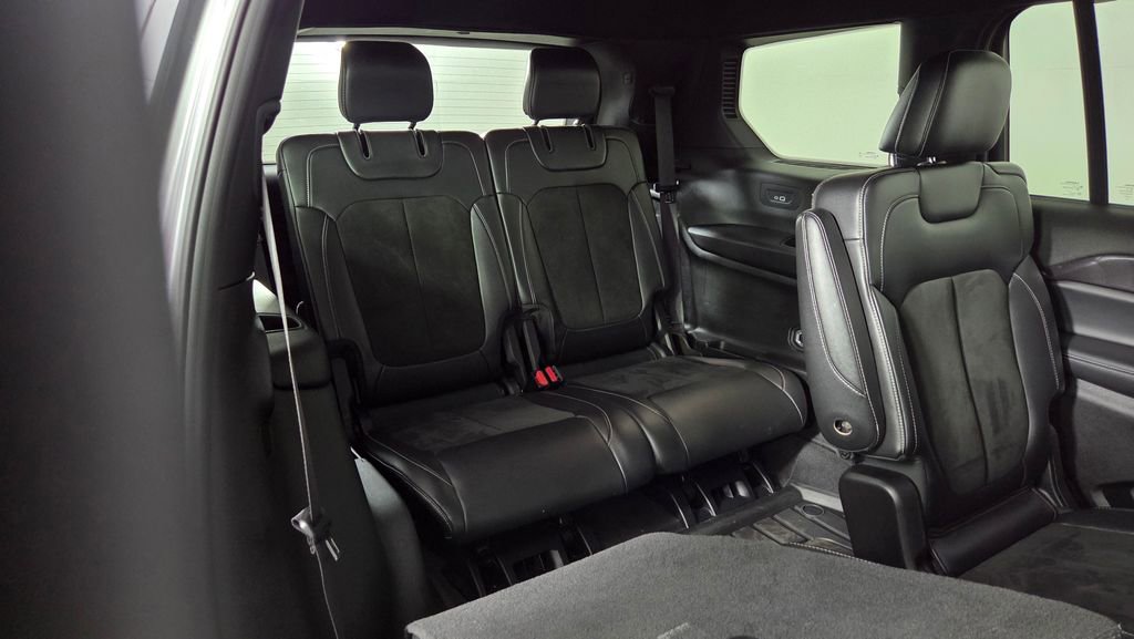 Used 2022 Jeep Grand Cherokee L Altitude image 37