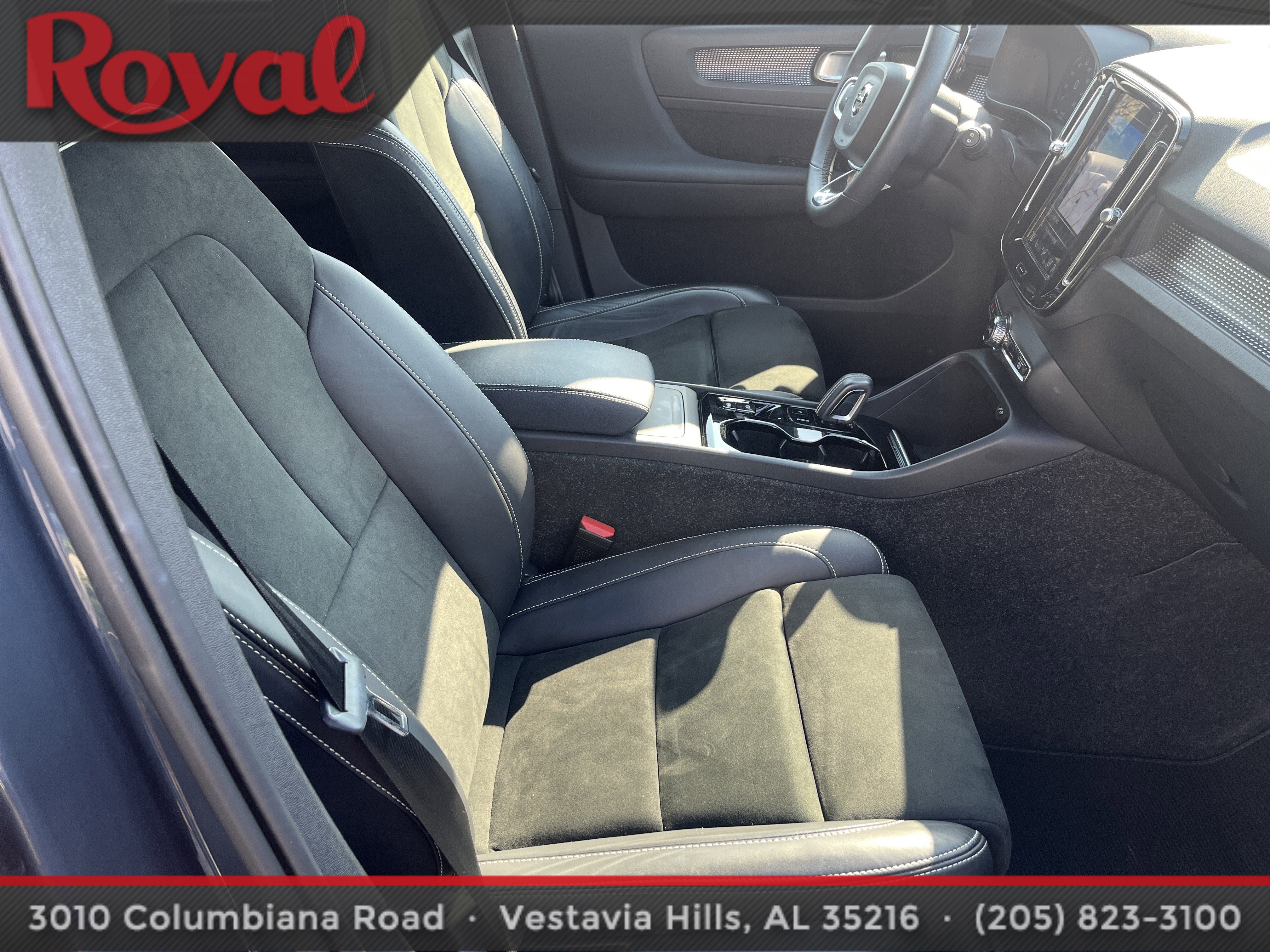 Certified 2022 Volvo XC40 T5 R-Design image 23