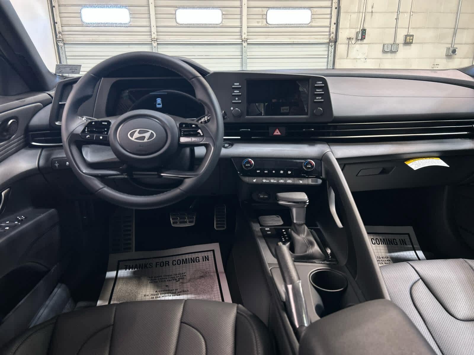 New 2026 Hyundai Elantra SEL Sport FWD image 12