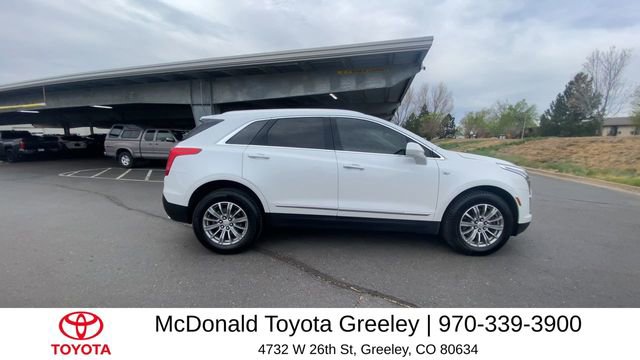 Used 2017 Cadillac XT5 Luxury w/ Driver Awareness Package image 9