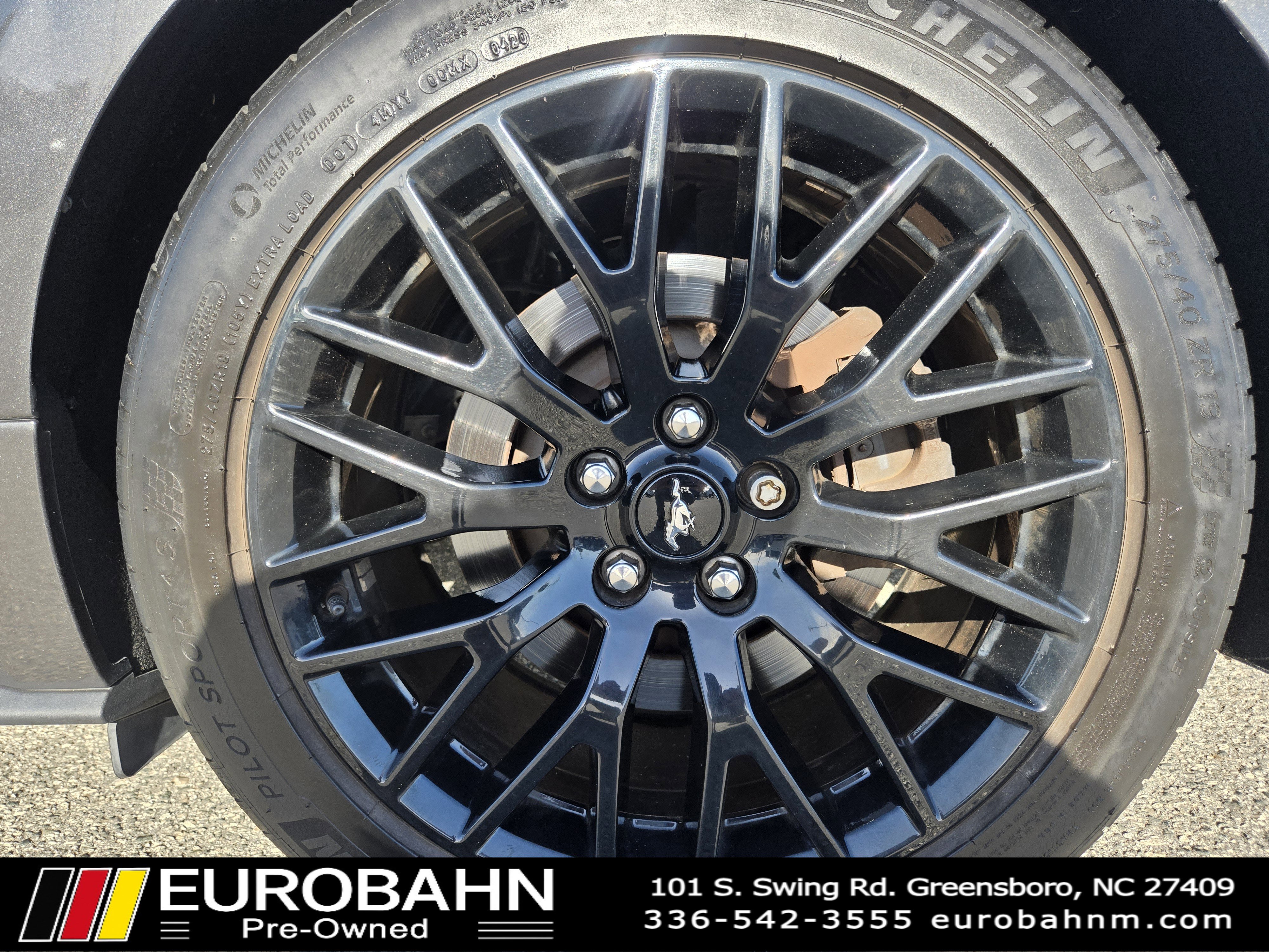 Used 2018 Ford Mustang GT Premium w/ GT Performance Package RWD image 28