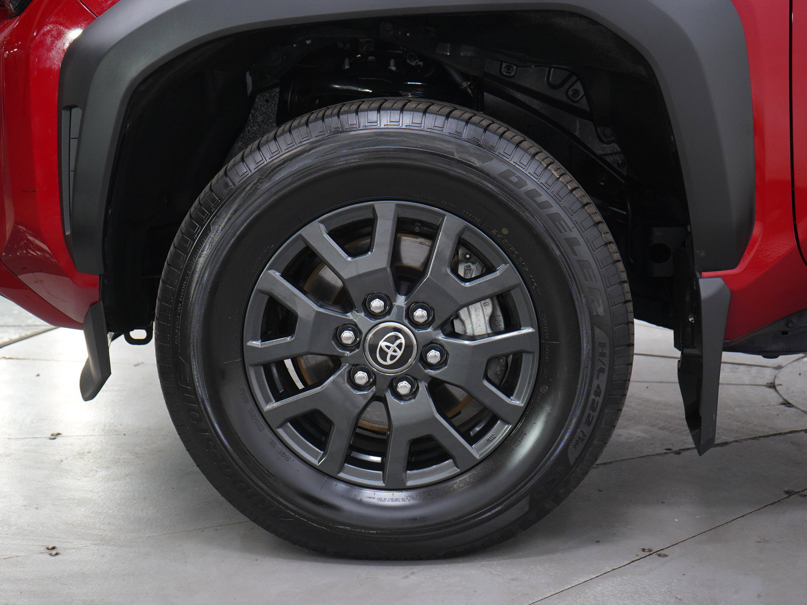 Used 2025 Toyota 4Runner SR5 AWD/4WD image 30