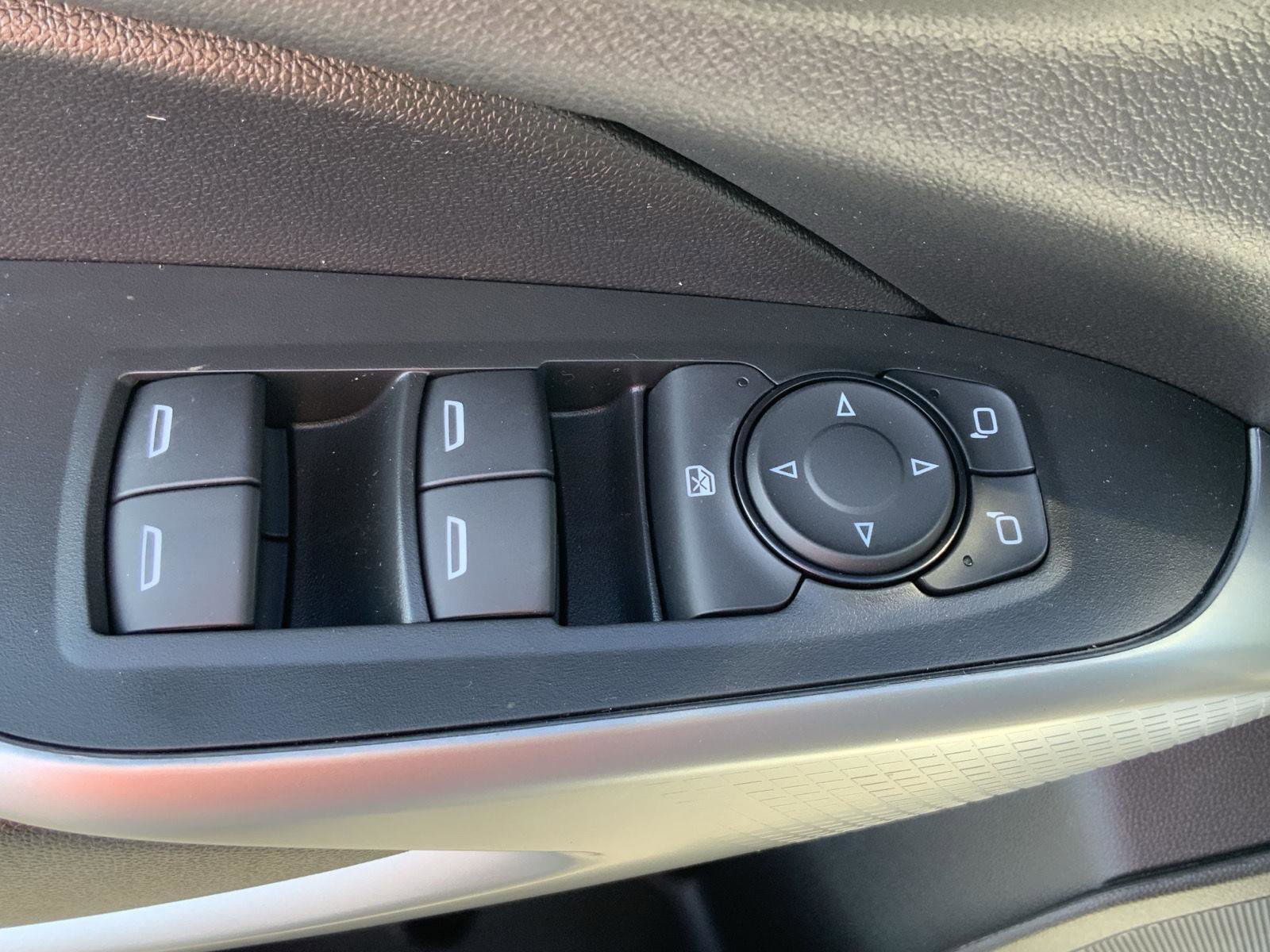 New 2026 Chevrolet Trax LS w/ LS Convenience Package FWD image 22