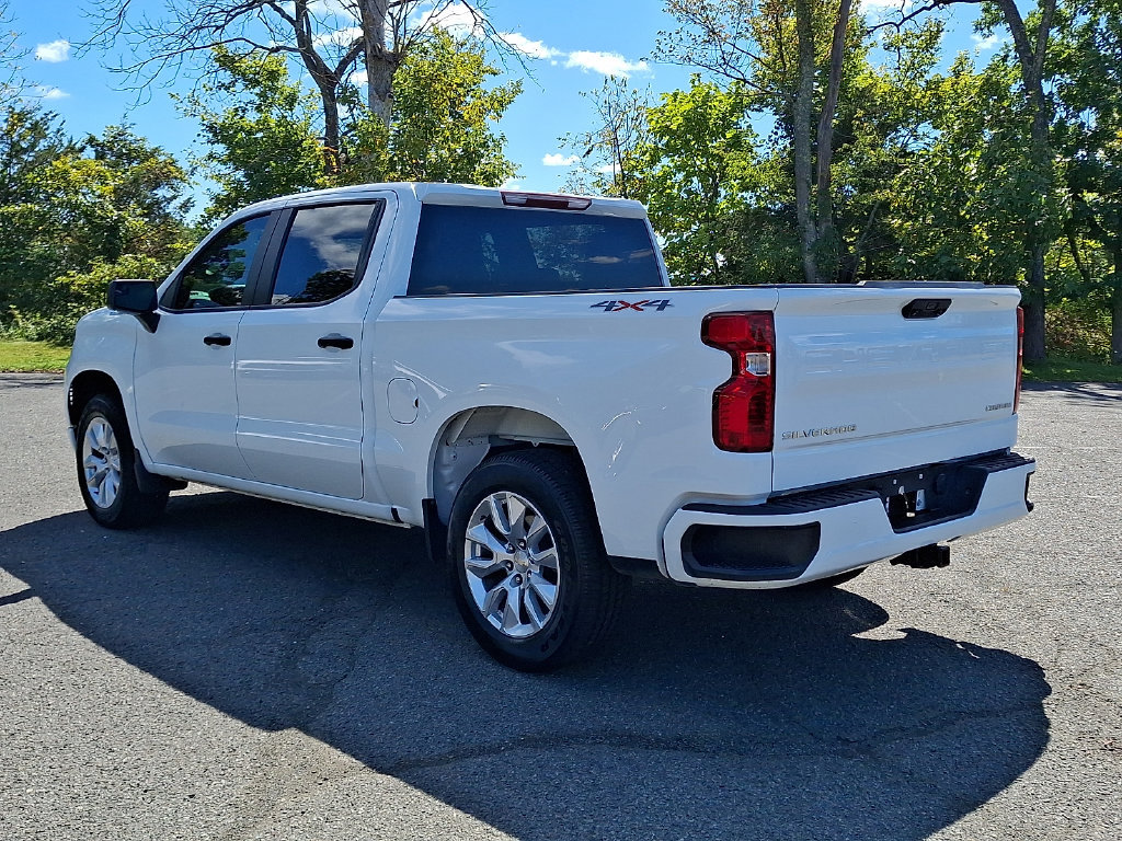 Used 2022 Chevrolet Silverado 1500 Custom AWD/4WD image 7