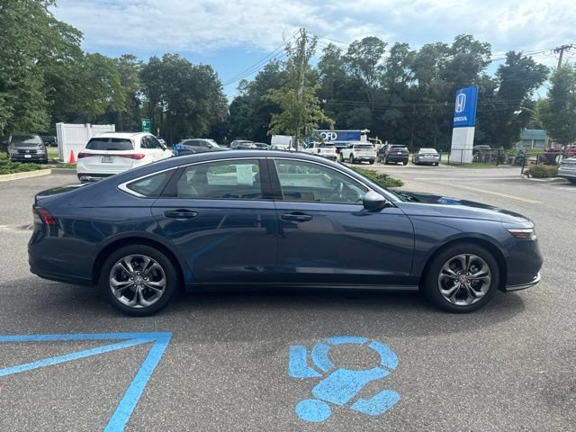 Used 2023 Honda Accord EX image 9