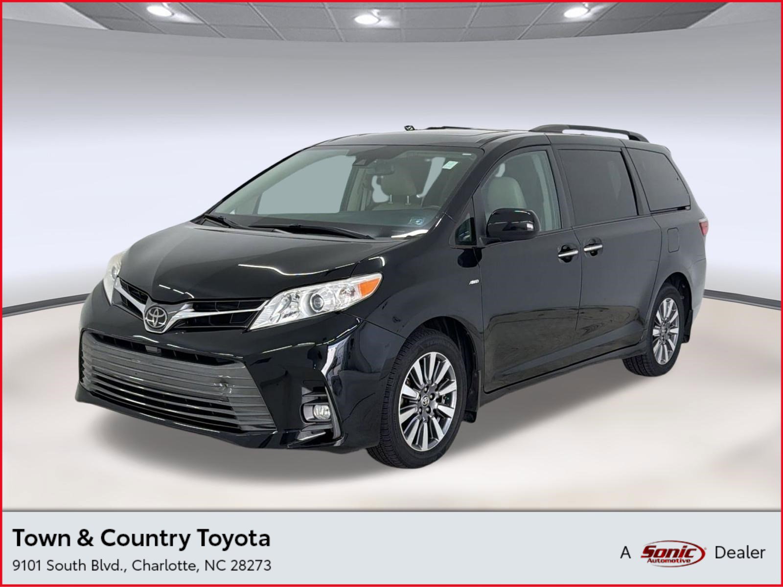 Used 2020 Toyota Sienna XLE w/ XLE Navigation Package AWD/4WD image 1