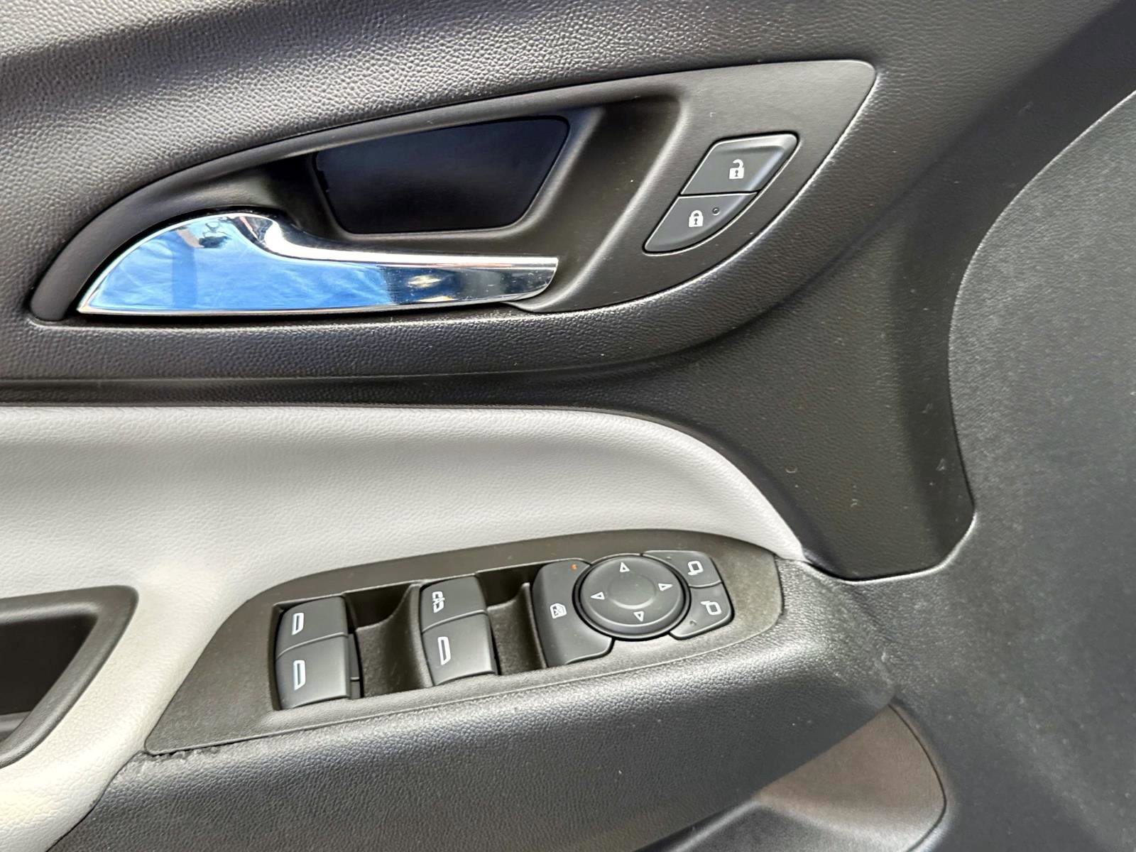 Certified 2022 Chevrolet Equinox LS w/ LS Convenience Package image 16