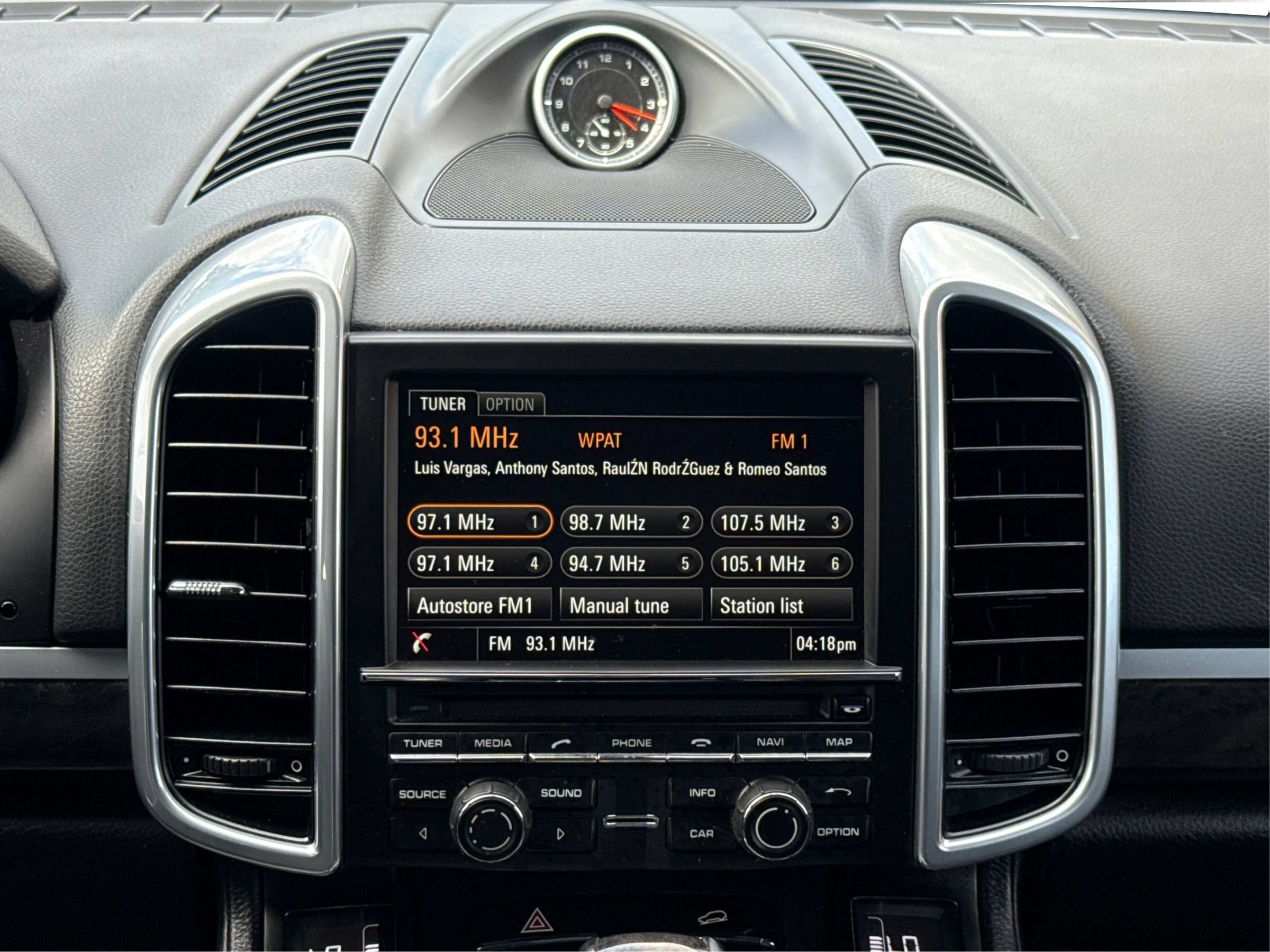 Used 2014 Porsche Cayenne GTS AWD/4WD image 14