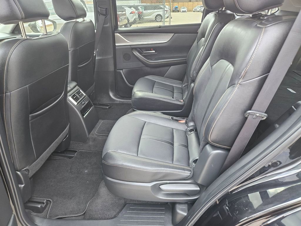 Used 2025 MAZDA CX-90 3.3 Turbo w/ Premium Sport Pkg image 28